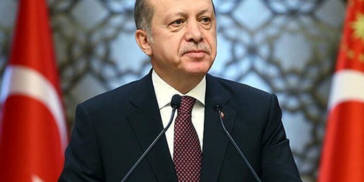 Ərdoğan xalqa müraciət etdi: Terroru yox edəcəyik!