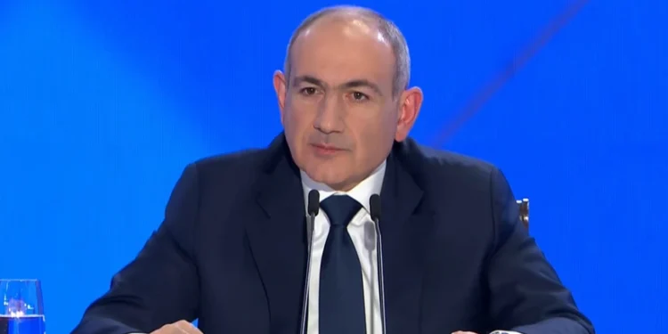 Paşinyan: Hökumət mənəm və heç kəs mövqeyimə qarşı çıxa bilməz