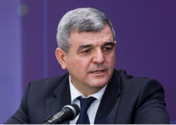 “AYNA öz “aynasına” baxıb görsün ki, Bakıda hərəkət etmək mümkün deyil” — Deputatdan ETİRAZ