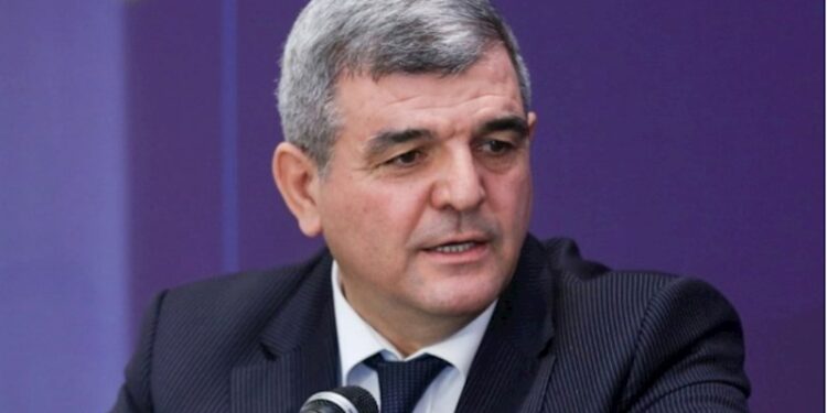 “AYNA öz “aynasına” baxıb görsün ki, Bakıda hərəkət etmək mümkün deyil” — Deputatdan ETİRAZ