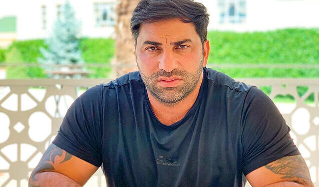 Kamil Zeynallı gərgin ANLAR yaşadı - güclə sakitləşdirdilər - VİDEO