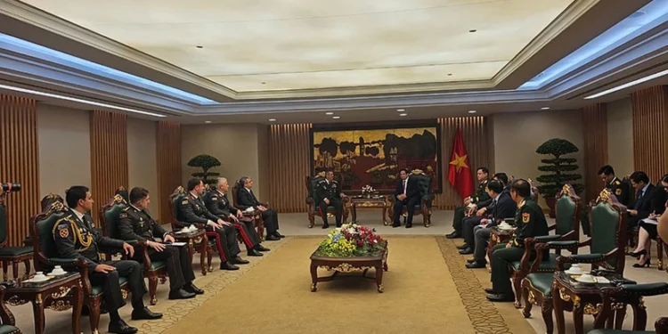 Azərbaycanla Vyetnam arasında hərbi əməkdaşlıq müzakirə olunub