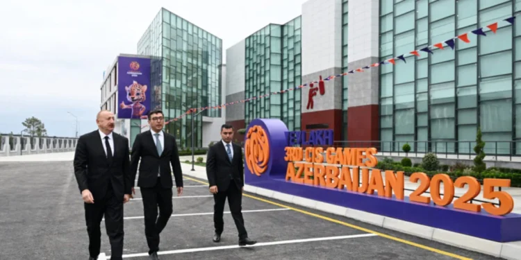 Prezident Yevlaxda açılışda iştirak edib