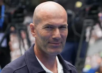 Zidan bu komandanı çalışdıracaq