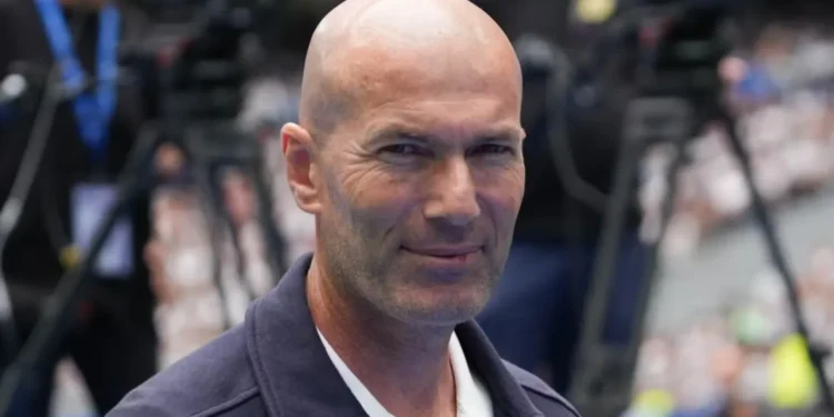 Zidan bu komandanı çalışdıracaq