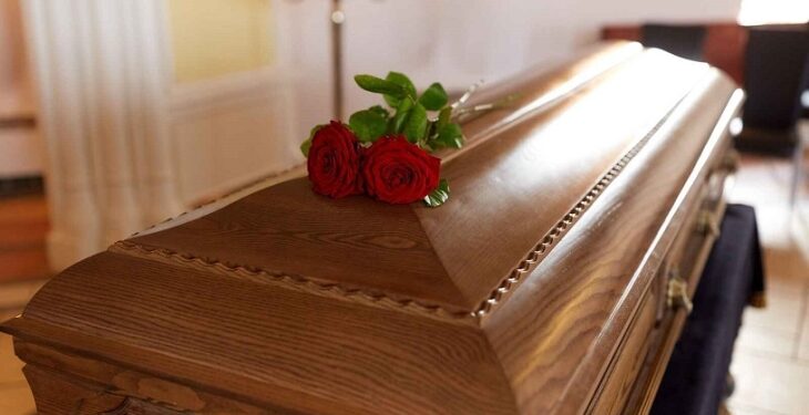 Məşhur yazıçı vəfat etdi - FOTO