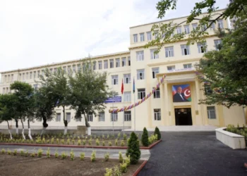 Bakıda bu məktəbə direktor təyin edildi