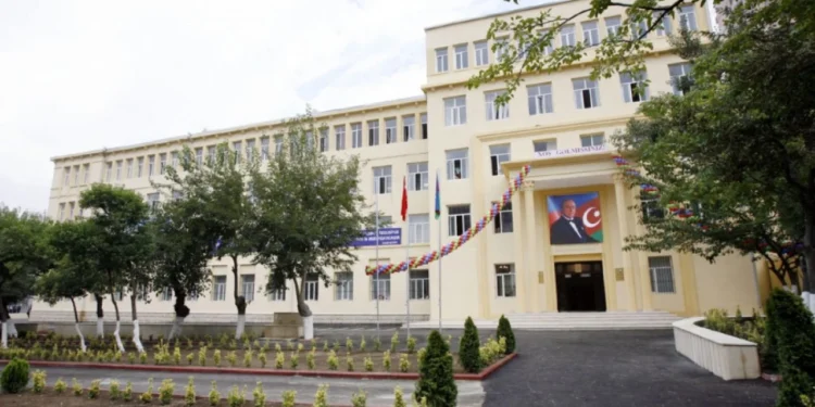 Bakıda bu məktəbə direktor təyin edildi