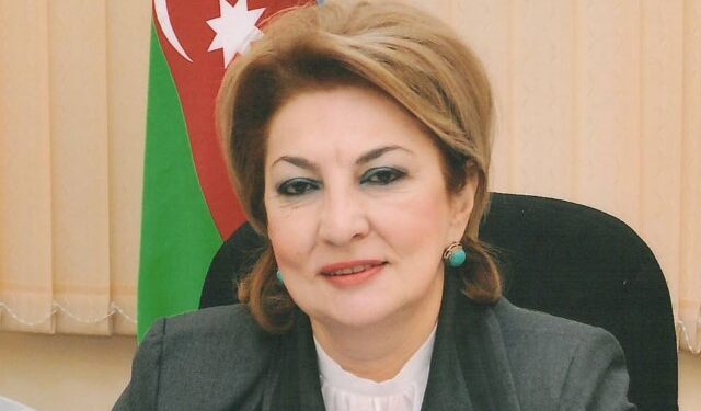 Məktəb direktoru işdən çıxarıldı - FOTO