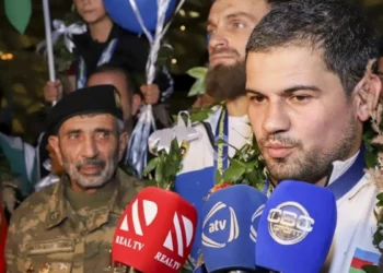 Millimizin baş məşqçisinə cinayət işi açılıb: Gömrük Komitəsini ittiham etdi