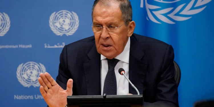Lavrov: Bu məsələ Azərbaycan və Ermənistanın suveren hüququdur