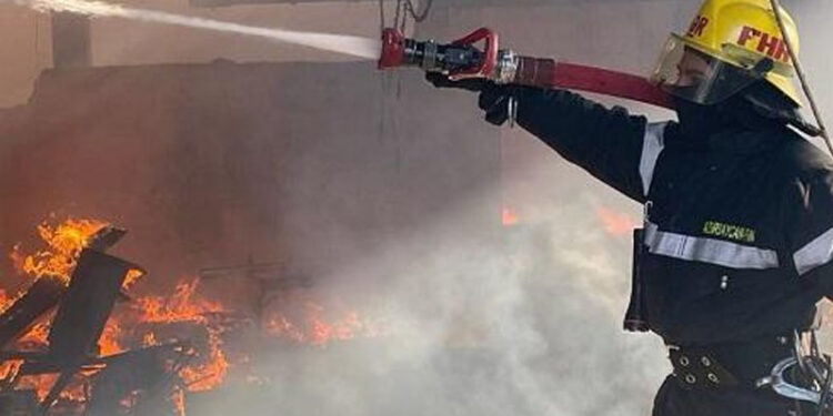 Bakıda yanğın - bir nəfər tüstüdən zəhərləndi