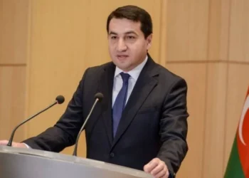 “Bu, Vətən müharibəsidir!” – Hikmət Hacıyevin hərbi əməliyyatlarla bağlı ilk brifinqi