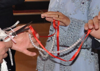 14 yaşlı qızla 20 yaşlı oğlan nişanlandı – Ata həbs edildi