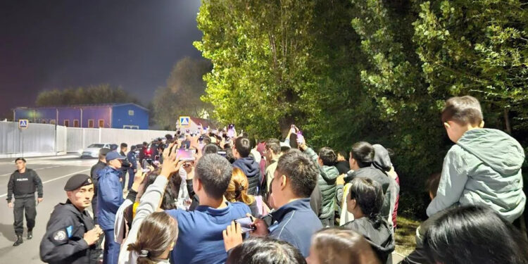 “Real”ın gəlişi Qazaxıstanda bayrama çevrildi - VİDEO