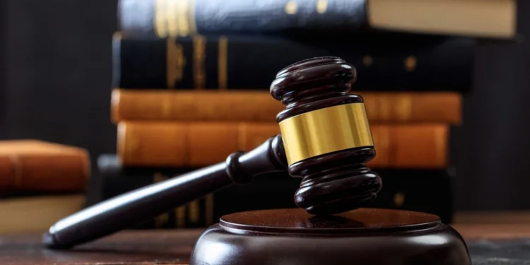 Sağlamlığa zərər vurmaqda təqsirləndirilən plastik cərrahın məhkəməsi başlayır