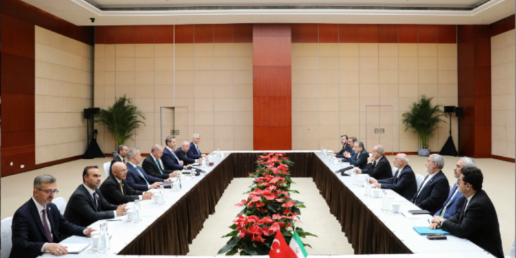 Ərdoğan və Pezeşkian Çində görüşüb