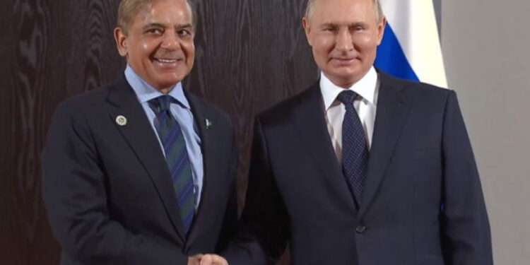 Putin Şahbaz Şəriflə görüşüb