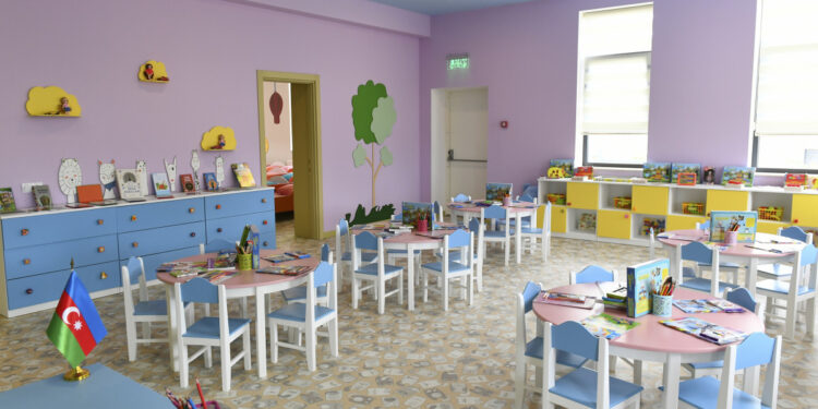 15 mindən çox uşağın bağçaya qeydiyyatı aparılıb