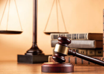 Sabiq birlik sədrinin məhkəməsi başlayıb