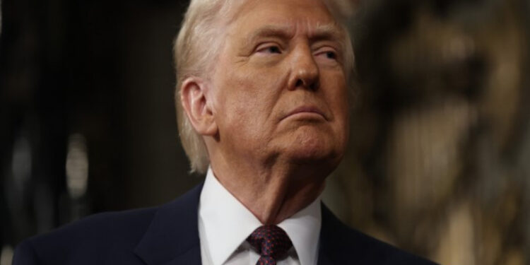 Tramp Venesuelanı təyyarələrini vurmaqla hədələyib