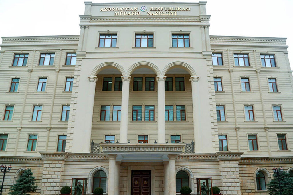 Müdafiə Nazirliyi MƏLUMAT YAYDI - Partlayış səsləri...