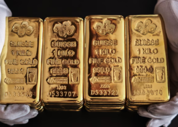 Qızılın qiyməti 3700 dollara yaxınlaşıb – YENİ REKORD