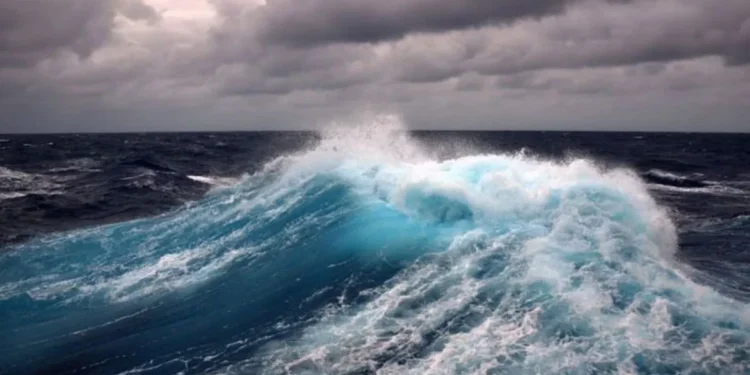 Dənizdə dalğanın hündürlüyü 3 metrdir - FAKTİKİ HAVA