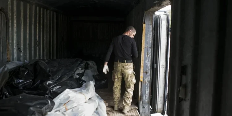 Daha 1000 nəfərin meyiti Ukraynaya qaytarılıb - YENİLƏNİB