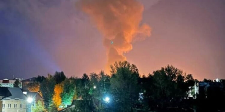 Ukrayna Saratov neft emalı zavoduna dron hücumu edib