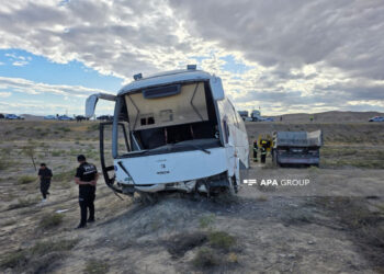 Naxçıvanda avtobus dərəyə aşıb, 15-dən çox yaralı var – FOTO