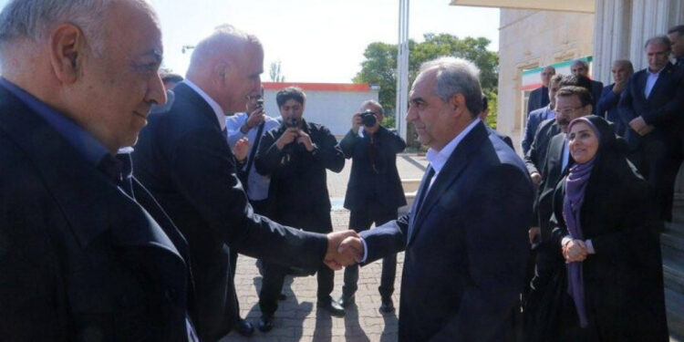 Şahin Mustafayev Təbrizə səfər edib