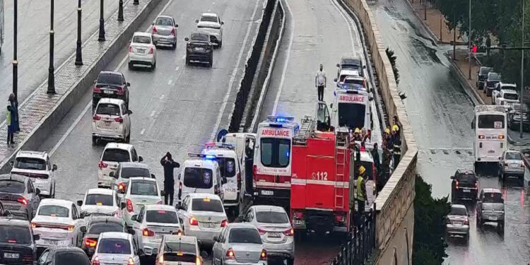 Bakıda baş verən ağır qəzanın VİDEOSU