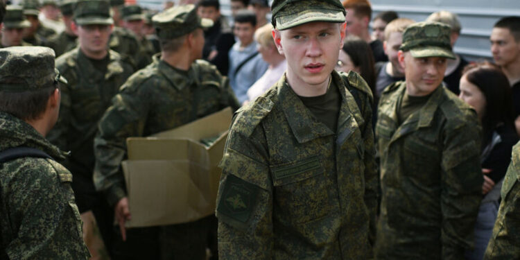 Rusiyada hərbi xidmətə çağırış ilboyu aparılacaq