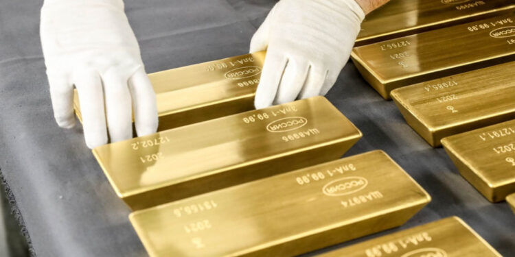 Qızıl və gümüş bahalaşır