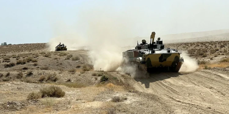 Azərbaycan Ordusunda praktiki məşğələlər keçirilib