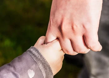 Valideynlərini itirmiş uşaqlarla bağlı YENİLİK – birdəfəlik müavinət …