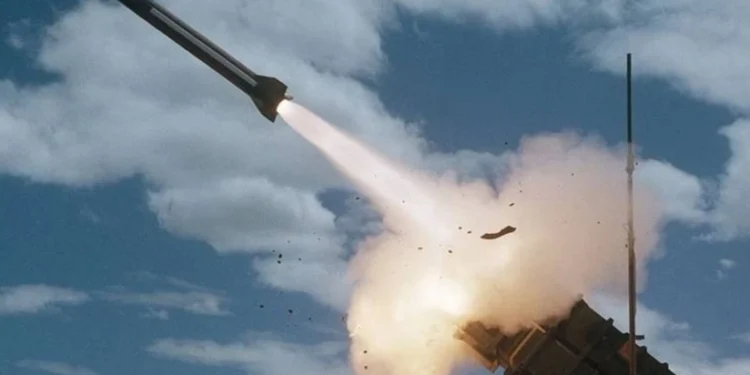 Husilər Təl-Əvivə hipersəs raket zərbəsi endirdiklərini açıqlayıb