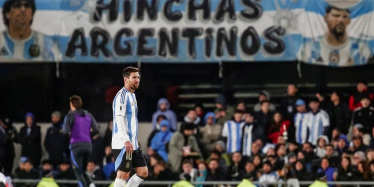 Messi daha bir rekorda şərik oldu