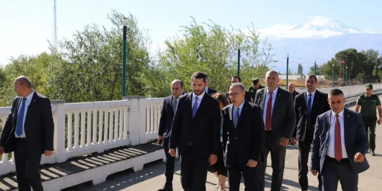 Ermənistan XİN-də Türkiyə heyəti ilə danışıqlar başa çatıb