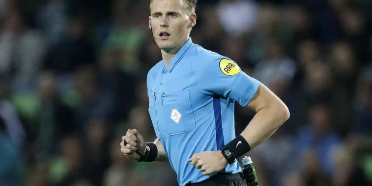 İslandiya - Azərbaycan oyununun hakimləri AÇIQLANDI