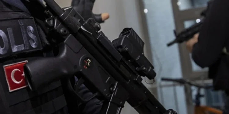 Türkiyənin 38 əyalətində İŞİD-ə qarşı əməliyyat - 161 nəfər...