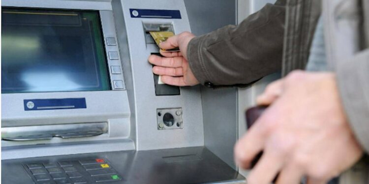 Gələn ildən bu şəxslərin maaşından vergi çıxacaq - AÇIQLAMA