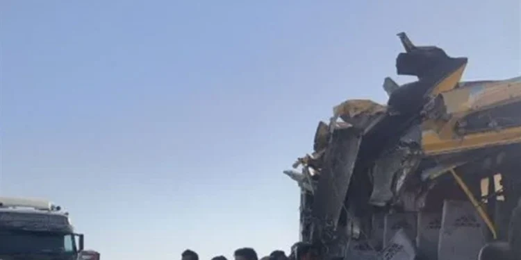 İranda tələbə avtobusu TIR-la toqquşub, ölənlər və xəsarət alanlar var