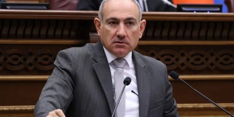 Kreml: Paşinyan Moskvada Qlobal Atom Forumunda iştirak edəcək