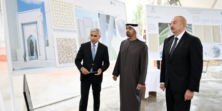 Azərbaycan və BƏƏ prezidentləri Yeni Şuşa məscidində olublar - FOTO