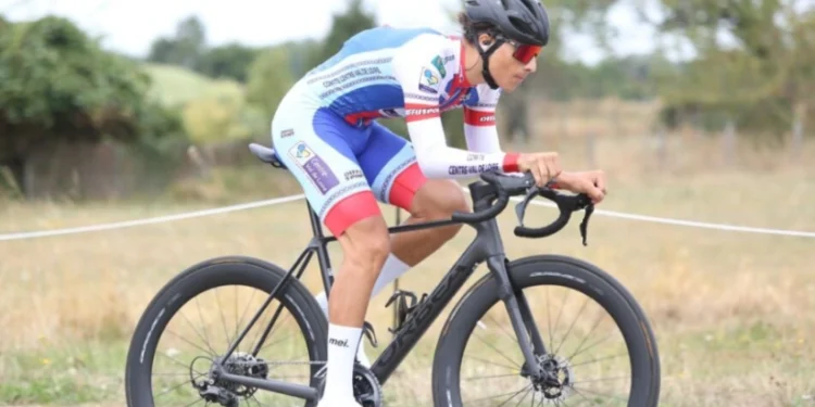 16 yaşlı idmançı yarış vaxtı öldü