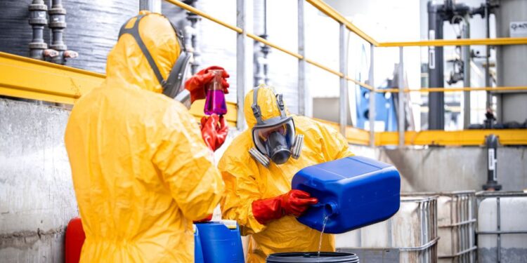 Çində kimyəvi zavodda qaz sızması baş verib - 5 işçi öldü