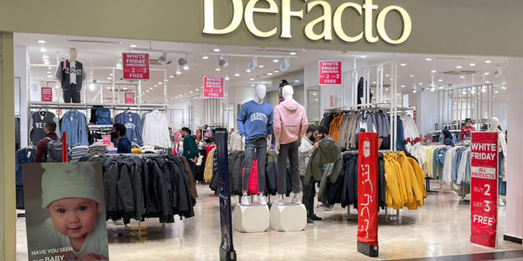 “DeFacto” Azərbaycandakı mağazalarını bağlayır?