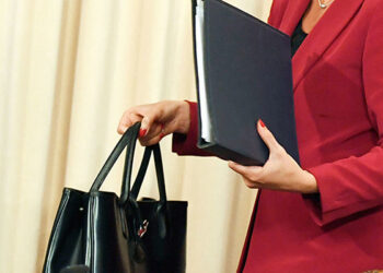 Direktor müavininin meyiti kanaldan tapıldı